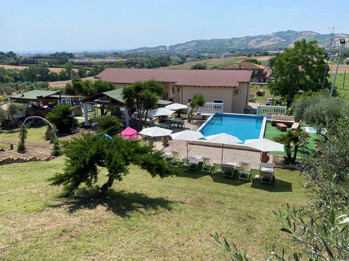 Residence Il Villaggio Del Re Corropoli Exterior photo